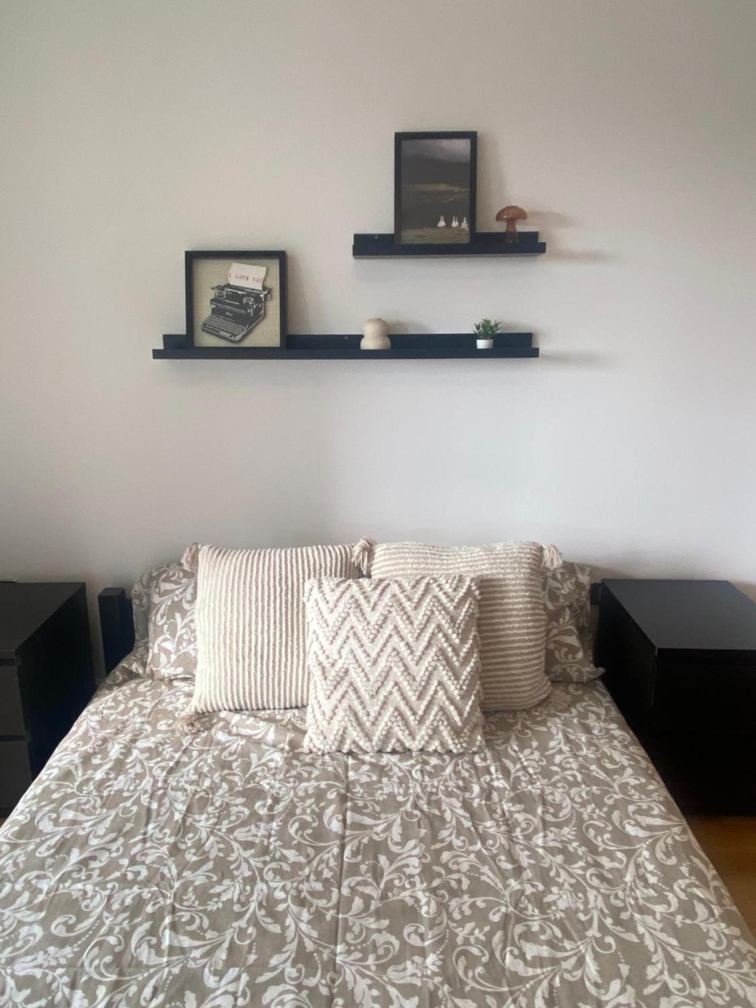 2 Bedroom Flat In Riverside West Londra Exterior foto